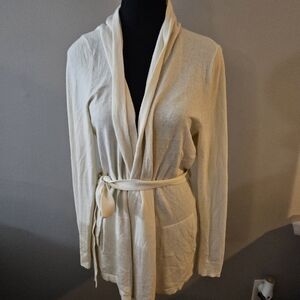 Eddie Bauer cardigan cream quiet luxury cozycore coastalgrandmother minimalism.